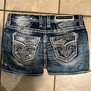 Rock revival shorts size 27